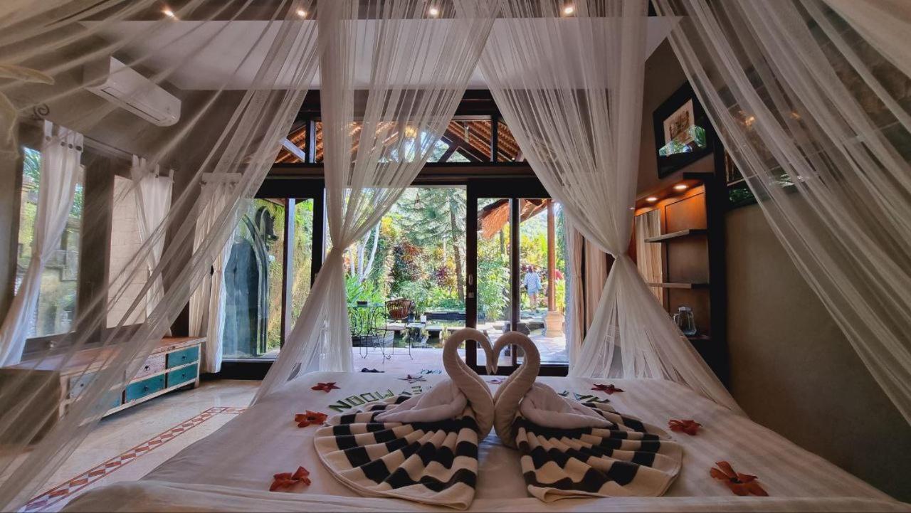 Avalon Ubud Castle & Spa Exterior foto